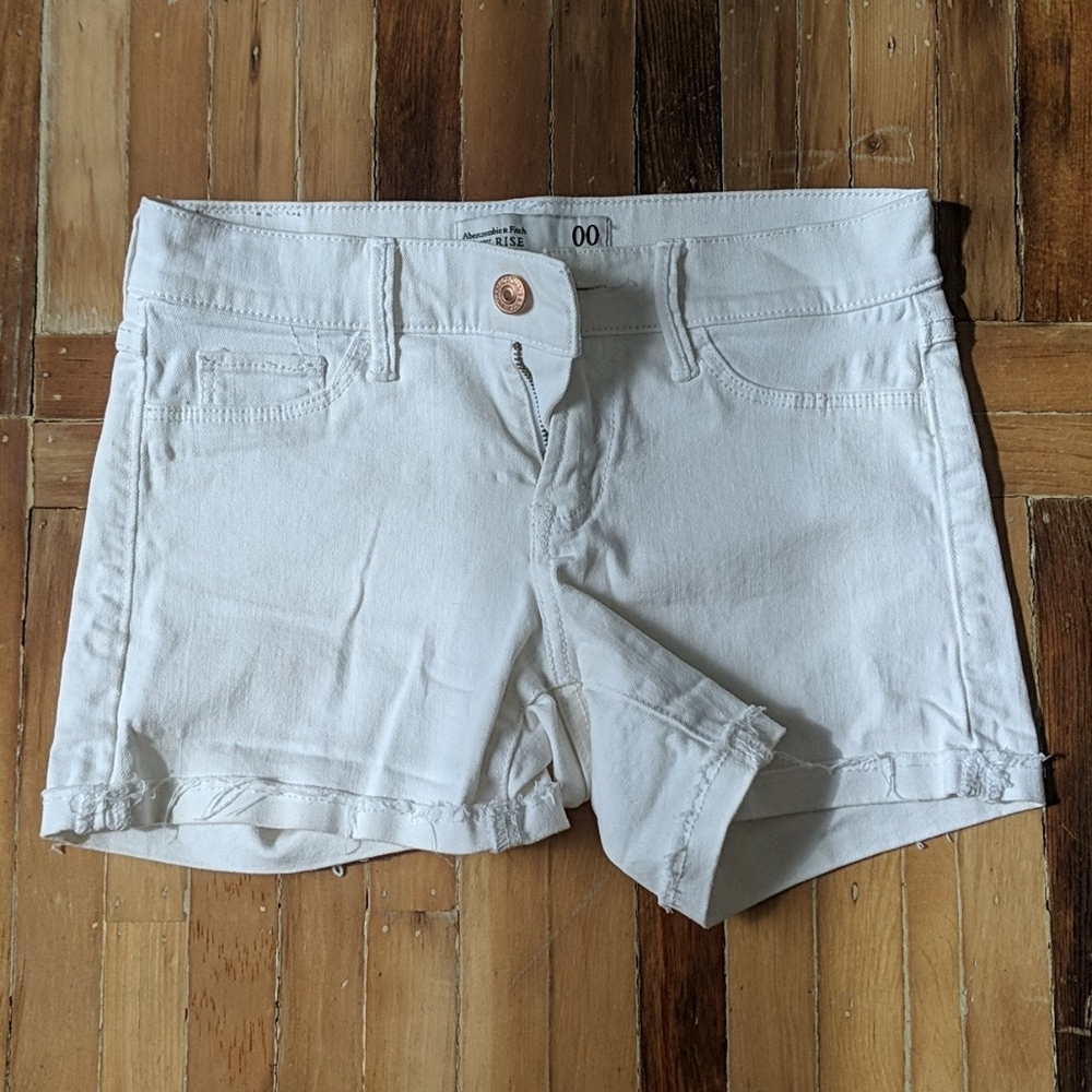 New Abercrombie White shorts